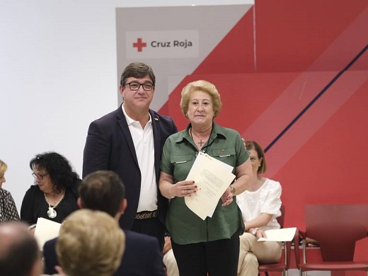 Juan José Zancada y Pilar Corona en la toma de posesión como presidenta de Cruz Roja en Medina / Cadena SER